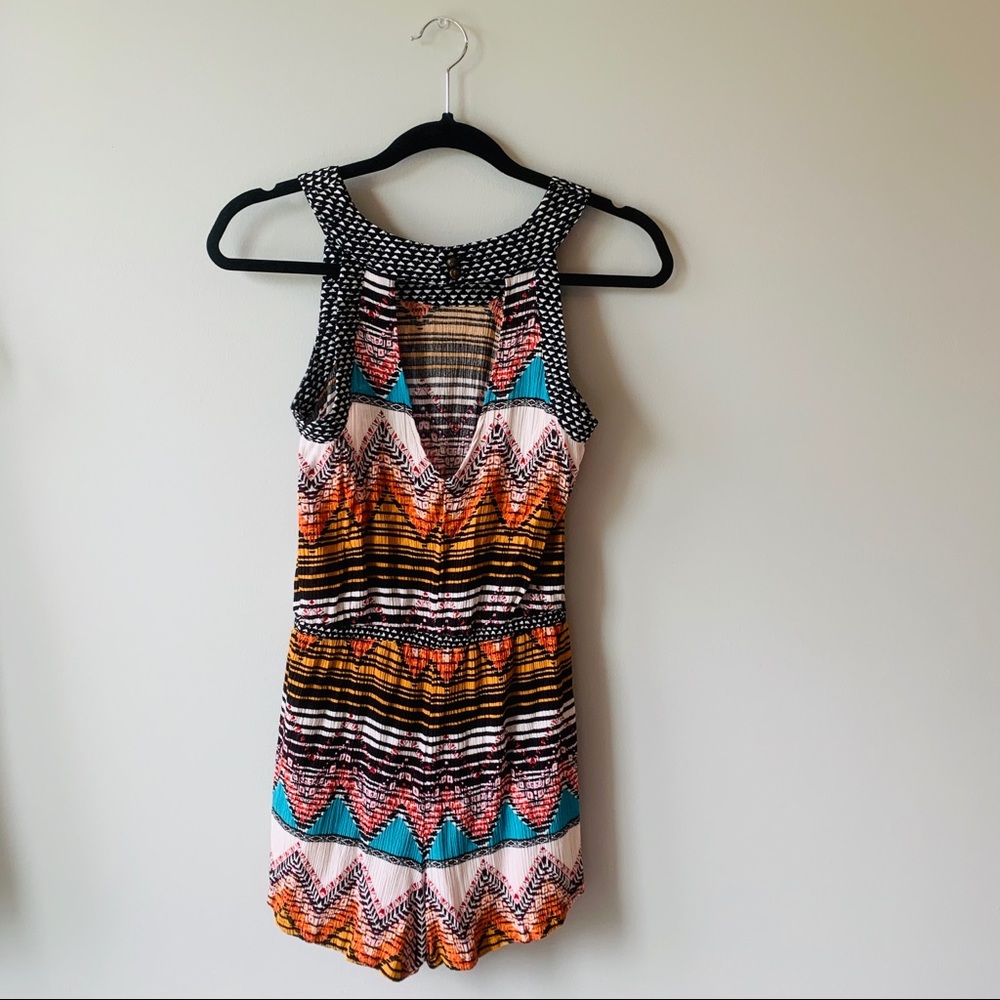 Tribal Patterned Romper - Picture 2 of 3